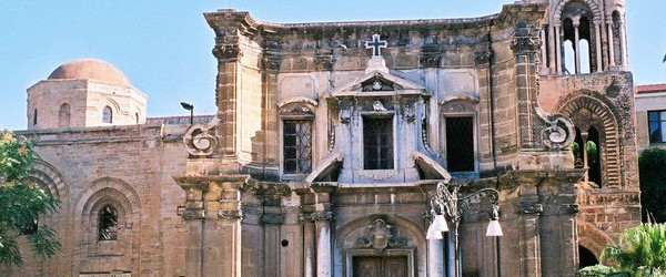 Camminare nell’Oratorio di San Lorenzo