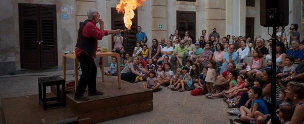 Musica dal mondo e i bambini sulla Luna